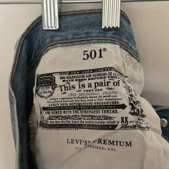 Levi's 501 size 26 - like new - Picture 3 of 4